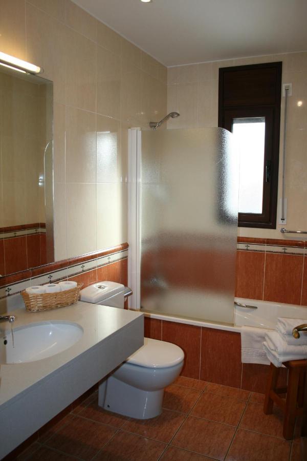 Apartamentos Les Picardes เอสปอต ภายนอก รูปภาพ