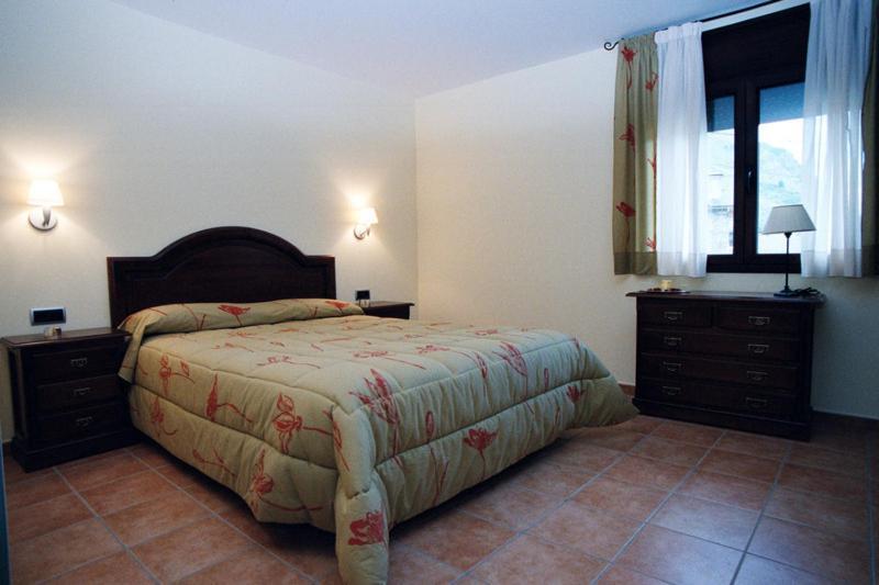 Apartamentos Les Picardes เอสปอต ห้อง รูปภาพ